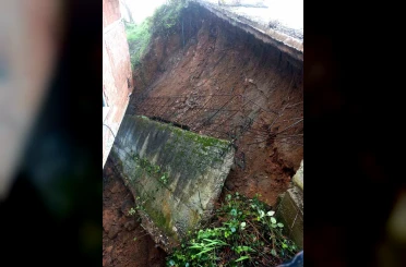 Trabzon’da şiddetli yağış heyelanlara neden oldu 