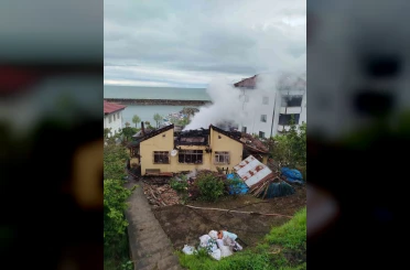 Trabzon’un Araklı ilçesinde yangında 2,5 ton fındık kül oldu 