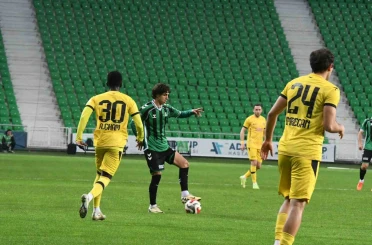 Trendyol 1. Lig: Sakaryaspor: 2 - İstanbulspor: 2 