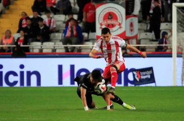 Trendyol Süper Lig: Antalyaspor: 0 - Corendon Alanyaspor: 0 (Maç sonucu) 