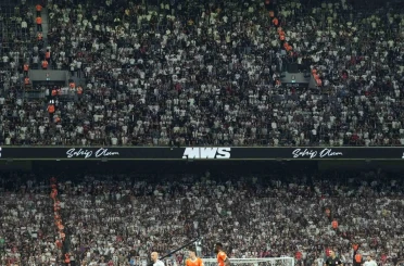 Trendyol Süper Lig: Beşiktaş: 0 - Rams Başakşehir: 0 (İlk yarı) 