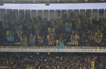 Trendyol Süper Lig: Fenerbahçe: 0 - Çaykur Rizespor: 0 (Maç devam ediyor) 