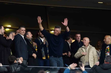 Trendyol Süper Lig: Fenerbahçe: 0 - Göztepe: 0 (Maç devam ediyor) 