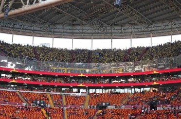 Trendyol Süper Lig: Galatasaray: 0 - Fenerbahçe: 0 (Maç devam ediyor) 