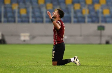 Trendyol Süper Lig: Gençlerbirliği: 1 - RAMS Başakşehir: 0 (İlk yarı) 