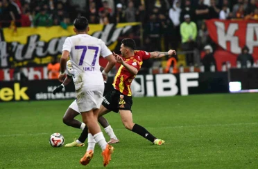 Trendyol Süper Lig: Kayserispor: 0 - Eyüpspor: 1 (İlk yarı) 