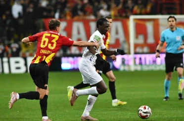 Trendyol Süper Lig: Kayserispor: 0 - Eyüpspor: 1 (Maç devam ediyor) 