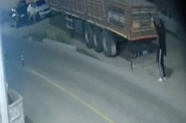 Tüfekle binayı kurşunlayan iki kardeş gözaltına alındı 