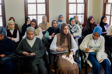 TÜRGEV’li genç kızlar savunma teknolojileri ve yapay zeka alanlarında yetişiyor 