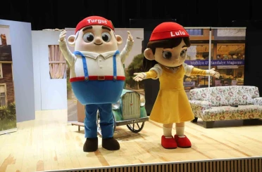 Turgut ve Lulu ilk kez sahne aldı 