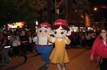 Turgutlu, 19 Mayıs’ta tek yürek oldu 