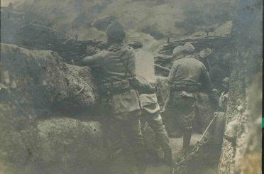 Türk askerleri, Çanakkale cephesinde düşmanla burun buruna siper kazdı 