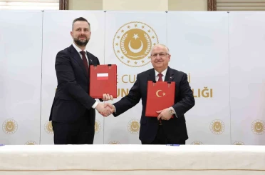 "Türkiye Cumhuriyeti Hükümeti ile Polonya Cumhuriyeti Hükümeti Arasında Savunma Alanında İş Birliği Anlaşması" imzalandı 