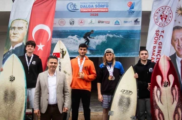 Türkiye Dalga Sörfü Şampiyonası Samandağ’da tamamlandı 