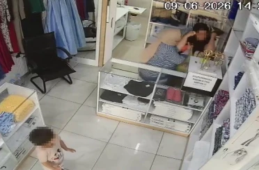Ücret konusunda tartıştığı terzinin kızını darbetti 