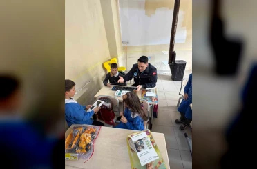 Ülkü Ocakları’ndan Bayındır Kızılkeçili İlkokulu’na eğitim desteği 