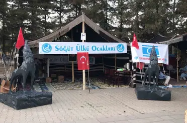 Ülkücülerin çadırı Söğüt Ertuğrul Gazi’yi Anma ve Yörük Şenlikleri’ne damga vurdu
