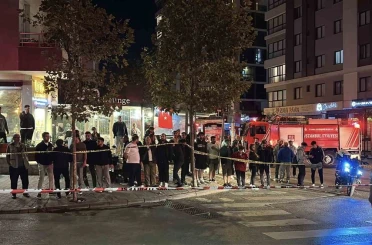 Ümraniye’de nalbur dükkanında çıkan yangın korkuttu 