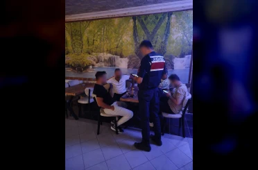 Umuma açık iş yerlerine alkol denetimi 