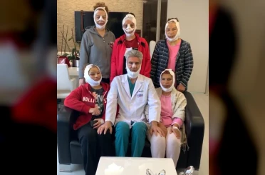 Ünlü estetikçinin yüz germe yaptığı hastalarla çektiği video sosyal medyada ilgi odağı oldu 