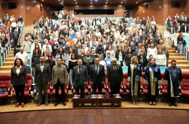 Uşak Üniversitesinde ‘Beyaz Önlük Giyme’ heyecanı yaşandı 