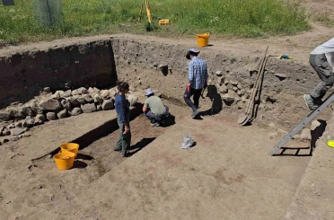 Uşaklı Höyük’teki kazılarda eski çağlara ait ritüel alanları araştırılıyor 