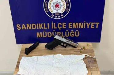 Uyuşturucu operasyonunda 2 kişi tutuklandı
