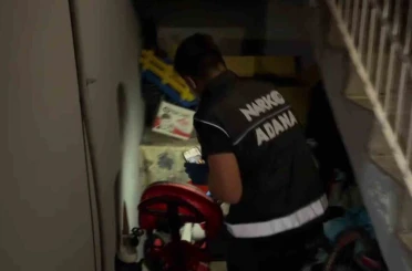 Uyuşturucu yakalattı, "Bana ait değil, evime başkası bırakmış olabilir" dedi 