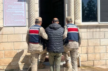 Uyuşturucudan aranan zanlı yakalandı 