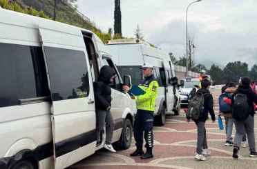 Üzerinde ’Okul Taşıtı’ yazısı olmayan servis aracına 2 bin 719 TL ceza 