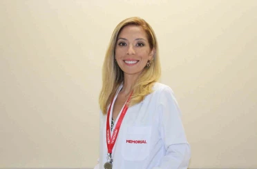 Uzm. Dr. Ayşe Yener Güçlü: "Dünya çapında yetişkinlerin yüzde 23’üne kadar kronik bel ağrısı vardır" 