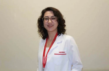 Uzm. Dr. İrem Özçelik: "Sıcak çarpması böbrek yetmezliği, beyin hasarı ve hatta ölüme yol açabilir" 