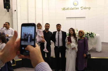 Uzmanı açıkladı: "Eğitim ve kariyer planları evlilik yaşını artırdı, kredi yaşı 35 olabilir" 