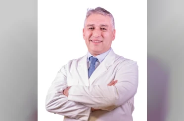 Uzmanından kritik uyarı: "Dizde sesle birlikte ağrı, şişlik ve hareket kısıtlılığı varsa mutlaka hekim değerlendirmesi gerekir" 