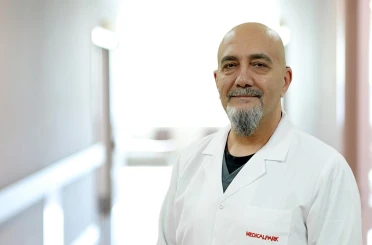 Uzmanından uyarı: "Varis sadece estetik değil, yaşam kalitesini de etkileyen bir sorun" 