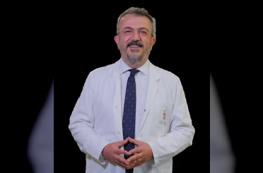 Uzmanından uyarı: "Yüksek ateş, şiddetli halsizlik, nefes darlığı gibi bulgular varsa ’geçer’ demeden hekime başvurulmalı" 