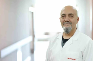 "Uzun yolculuklarda bacakta pıhtı riski artıyor" 