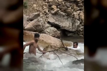 Uzungöl’de Haldizen Deresi’nde can pazarı 