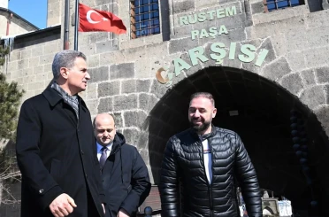 Vali Baruş; "Taşhan el sanatlarını geleceğe taşıyor" 