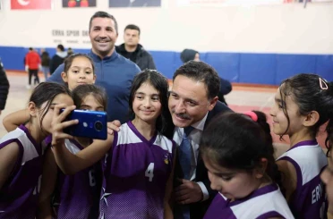 Vali Çiçek: "ERVA Spor Okulları’na kayıtlar artık bir tık ötede" 