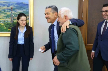 Vali Ekici hem makamda dinledi hem sahada esnafın nabzını tuttu 