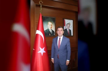 Vali Eldivan: "Gazi Mustafa Kemal Atatürk’ün aziz hatırası, bu topraklarda var olduğumuz sürece daima yaşayacaktır" 