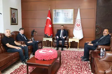 Vali Hacıbektaşoğlu Romanlara yönelik saha çalışmalarını görüştü
