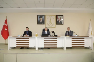Vali Işın: "Kamu kaynakların etkin, verimli ve zamanında kullanılmalı" 