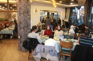 Vali Kızılkaya genç çiftlerle buluştu 