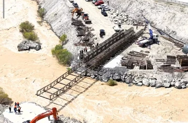 Vali Taşyapan, panel köprü yapım çalışmalarını yerinde inceledi 