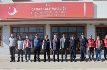 Vali Toraman, Düzensiz Göçmen Ön Kabul ve Sevk Merkezinde incelemelerde bulundu 
