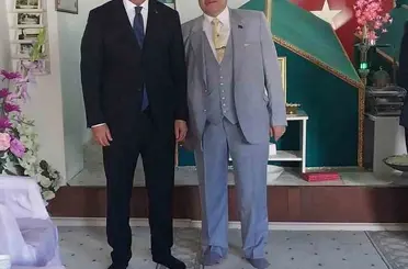 Vali Yılmaz, Şeyh Şehabettin Sühreverdi Hazretleri türbesinde

