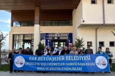 Van Büyükşehir Belediyesi Dünya Yaşlılar Günü’nü unutmadı 