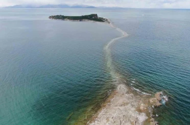 Van Gölü’nün incisi Çarpanak Adası için kritik uyarı 